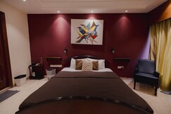 2BHK Penthouse With Private Terrace in Dadar