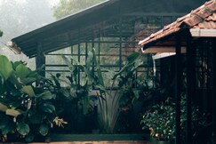 Icon Riverside Resort