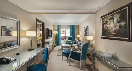 Hilton Alexandria Corniche Room Type - KING ONE BED ROOM SUITE