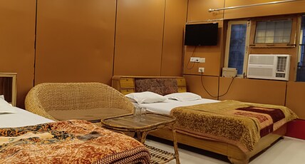 Shiv Ganga Hotel Room Type - Triple Bed AC Room