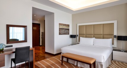 La Suite Dubai Hotel & Apartments Room Type - Studio.