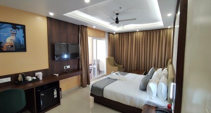 SHIVA IMPERIAL Room Type - Premium Room - AC
