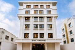 Hotel Raj Residency