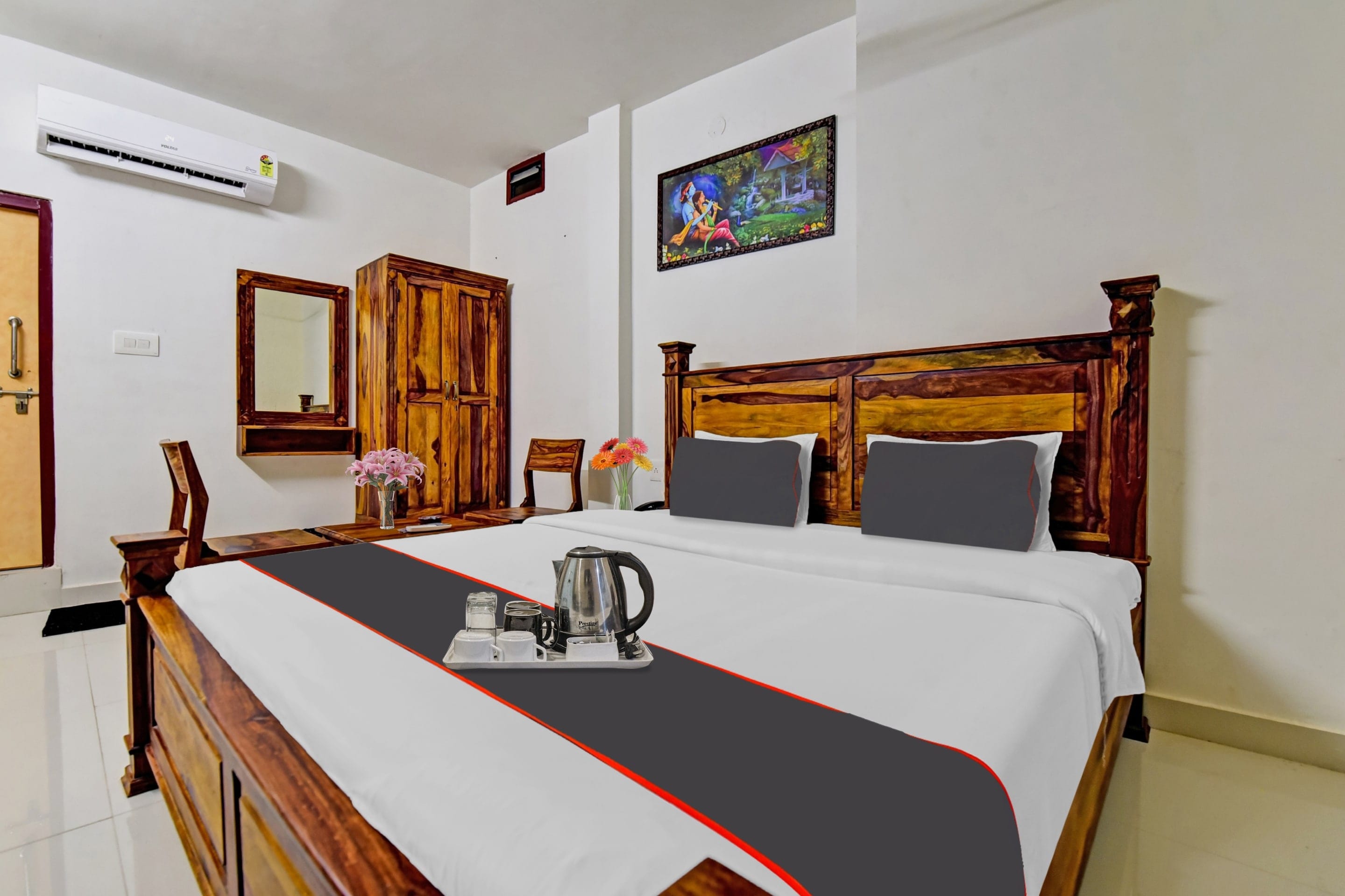 Hotel O Garg Keshariya Residency - Tap to explore photos