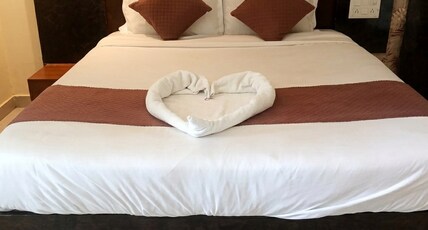 UDUPI GRAND PURE VEG RESTAURANT AND LODGING Room Type - Corporate Executive Room