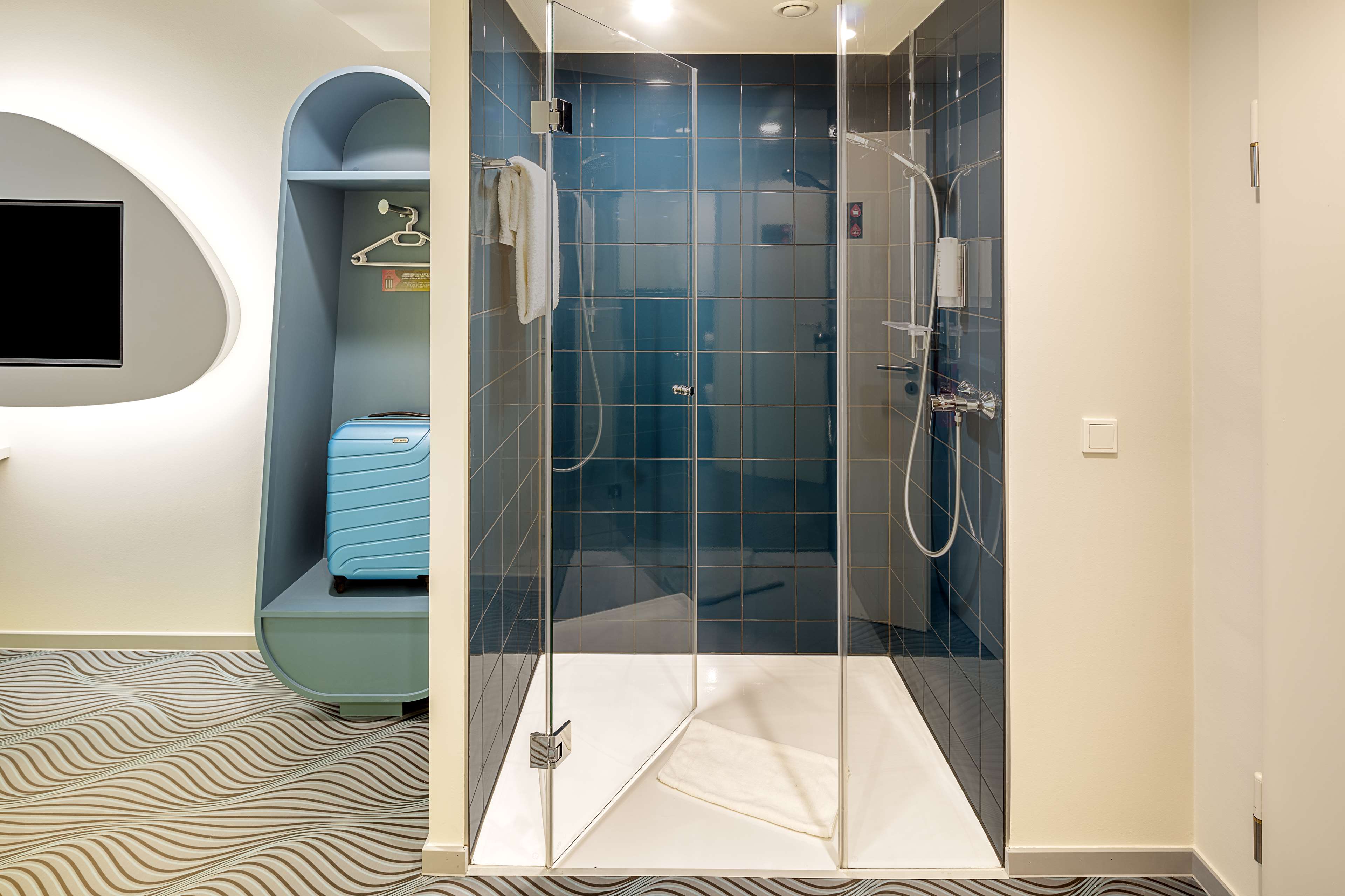 Prize by Radisson, Dortmund City - Tap to explore photos