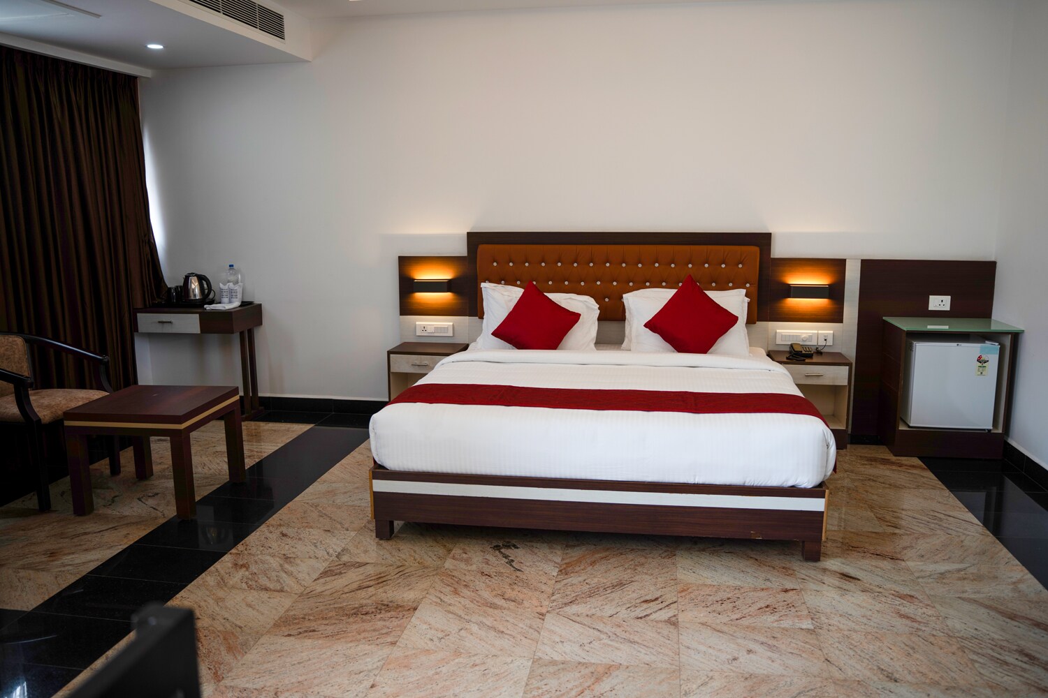 Hotel Idukki Castle - Tap to explore photos