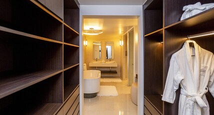 NOVOTEL Convention And Spa Room Type - Superior Suite with 1 kingsize bed