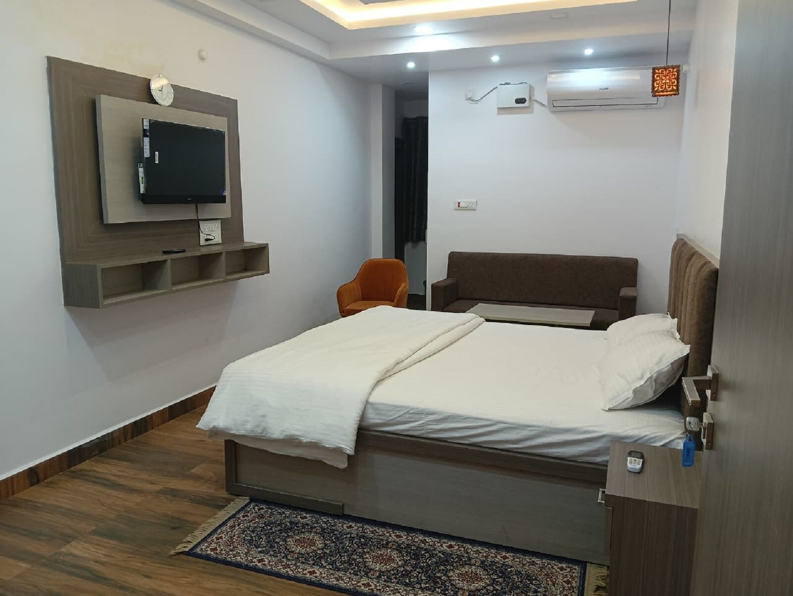 HOTEL CHANAKYA - Tap to explore photos