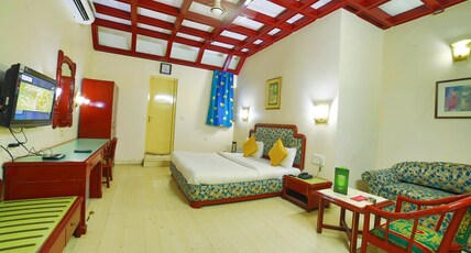Samrat International A - Family Hotel Room Type - Super Deluxe Room Ac