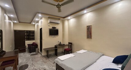 Mahamaya Palace Hotel & Conference Center Room Type - Standard Room - AC (Twin/Double Bedded) Mahamaya Palace Hotel & Conference Center Room Type - Standard Room - AC (Twin/Double Bedded)