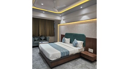 Hotel The Clove Leaf By Krishna Palace Room Type - Deluxe Room