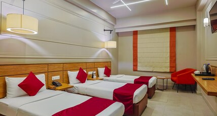 Max Hotel Prayagraj Room Type - Max Club Room