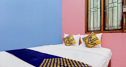 Hotel O Aliyah Syariah Room Type - SPOT ON Double