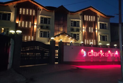 Clarks Inn Srinagar