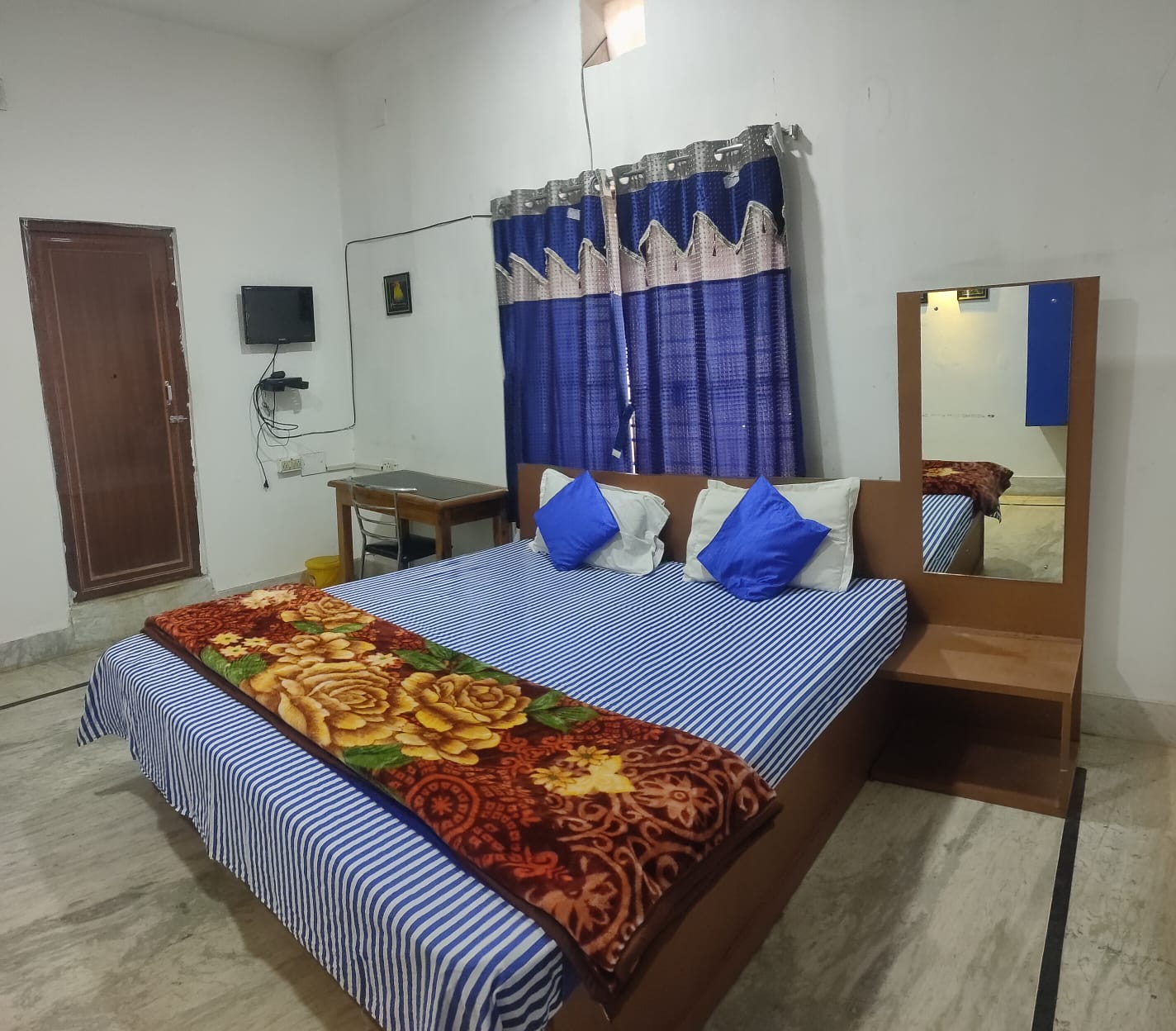 Smita Regency - Tap to explore photos