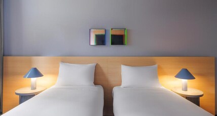 lyf on Elizabeth Melbourne Room Type - Side by Side