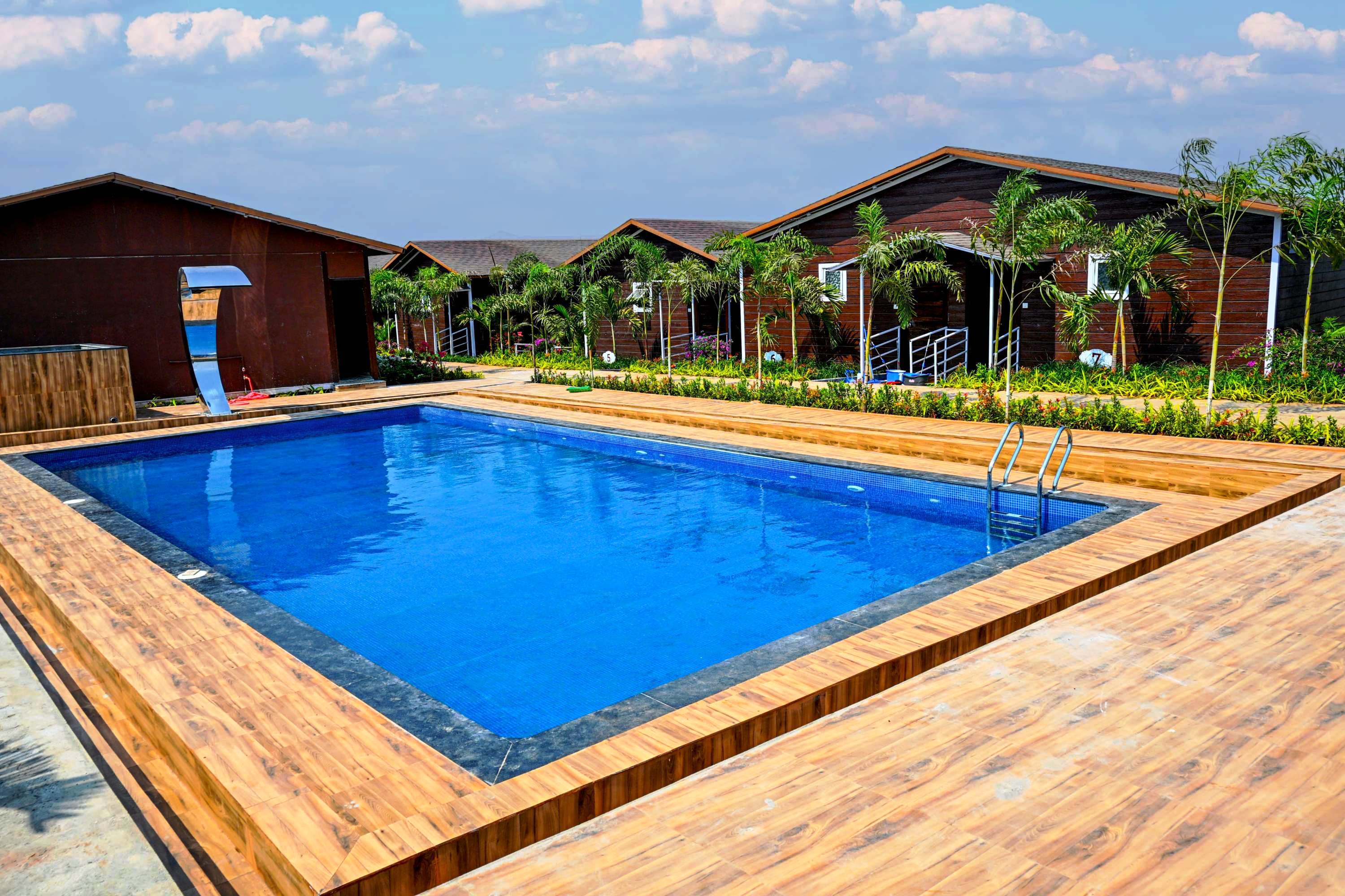 Azure Lakeside Azure Resort A Private Pool Retreat - Tap to explore photos