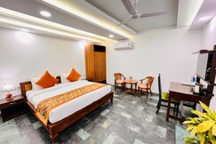 Hotel Green Galaxy - Green Park South Delhi