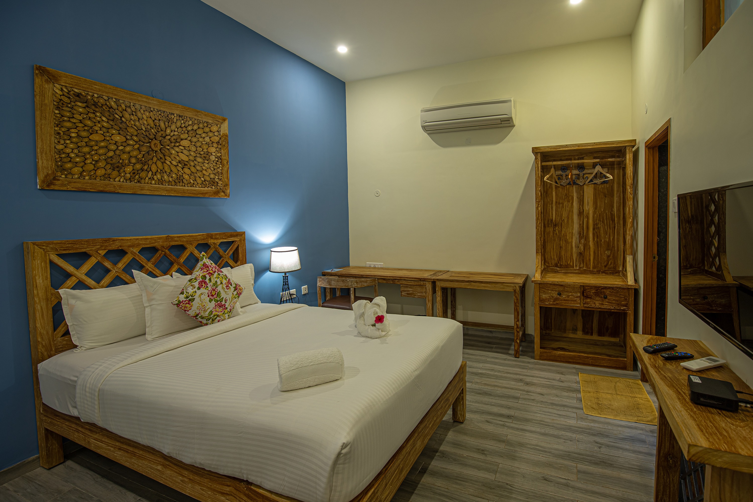 The Croft Resort Premium Farm Stay - Tap to explore photos