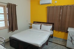 Sri Pavani Comforts & Party Hall