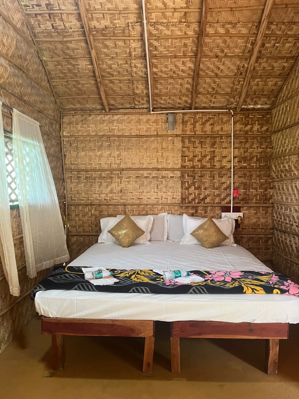 Hampi Calling Guest House and restaurant - Tap to explore photos
