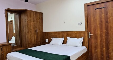 HOTEL AMOGH PALACE Room Type - Deluxe Room