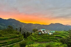 Himalayan Hill Top Resort