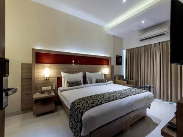 Hotel Somnath Point - Tap to explore photos