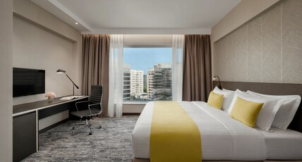 Park Hotel Hong Kong Room Type - Deluxe King Room