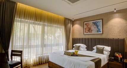Lance 21 Room Type - Deluxe Room