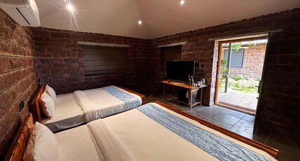 Hillock Resorts The Nature Retreat Room Type - Stone Cottages With Forest View (2 King Beds)