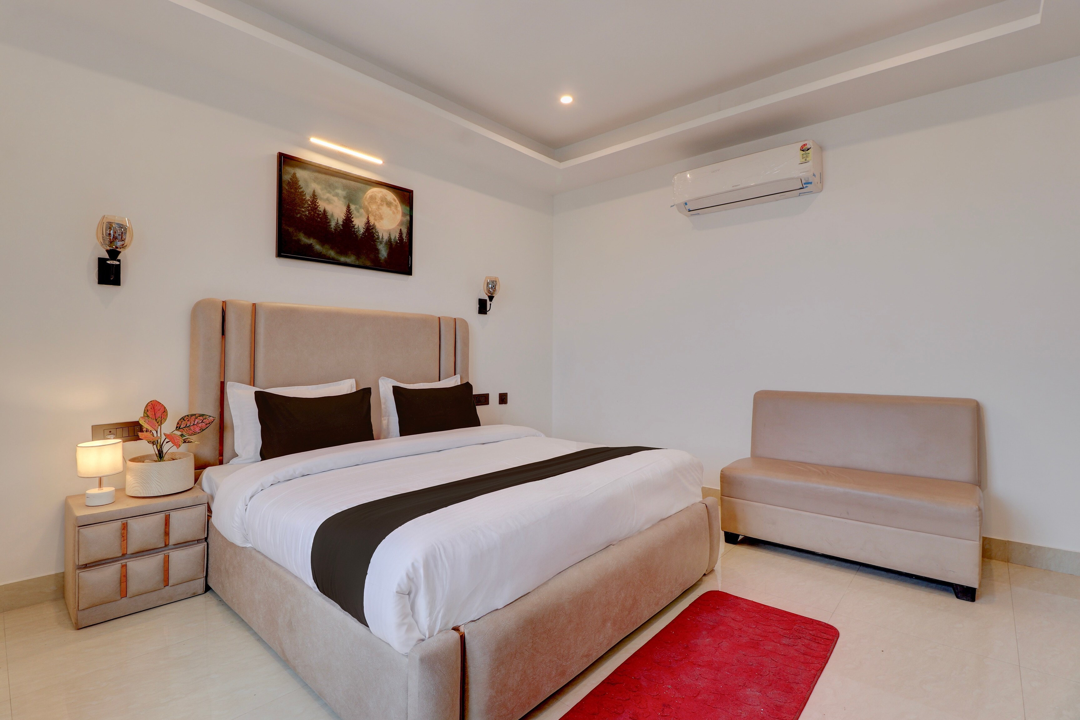 Palette ISBT Dehradun Formerly Hotel Le Hem - Tap to explore photos