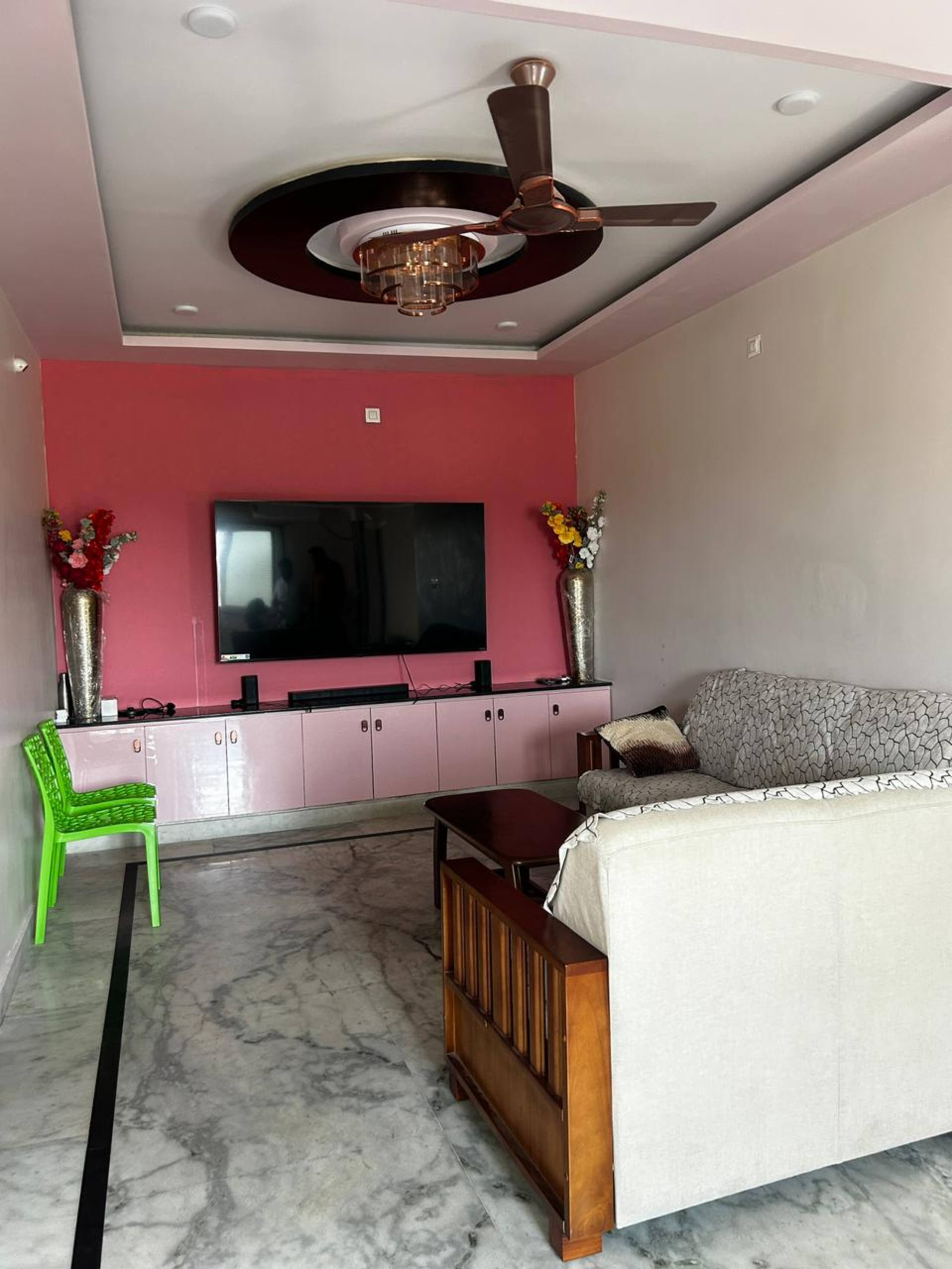 Rithvika Servied Apartment - Tap to explore photos