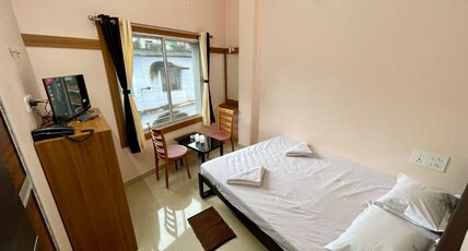 Hotel Central Plaza Room Type - Non A.C. Room