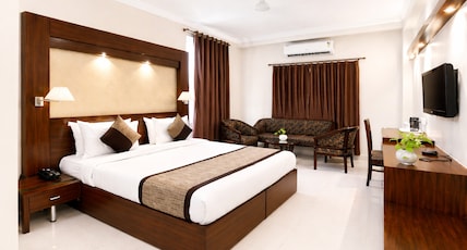 HOTEL KANT PALACE Room Type - Deluxe Room HOTEL KANT PALACE Room Type - Deluxe Room
