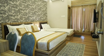 VILASINI INN Room Type - Triple Bed AC Room