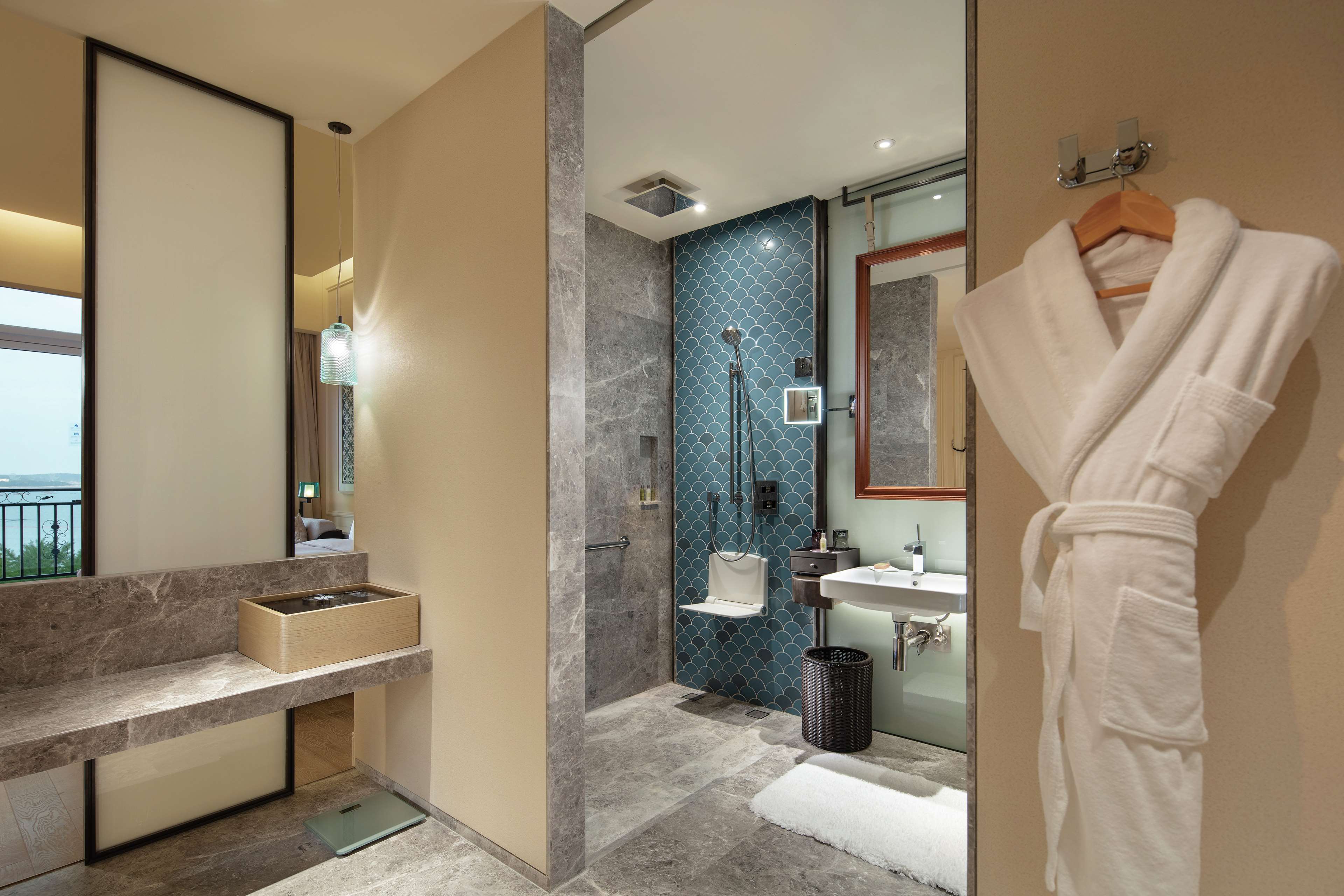 Hilton Dalian Golden Pebble Beach Resort - Tap to explore photos