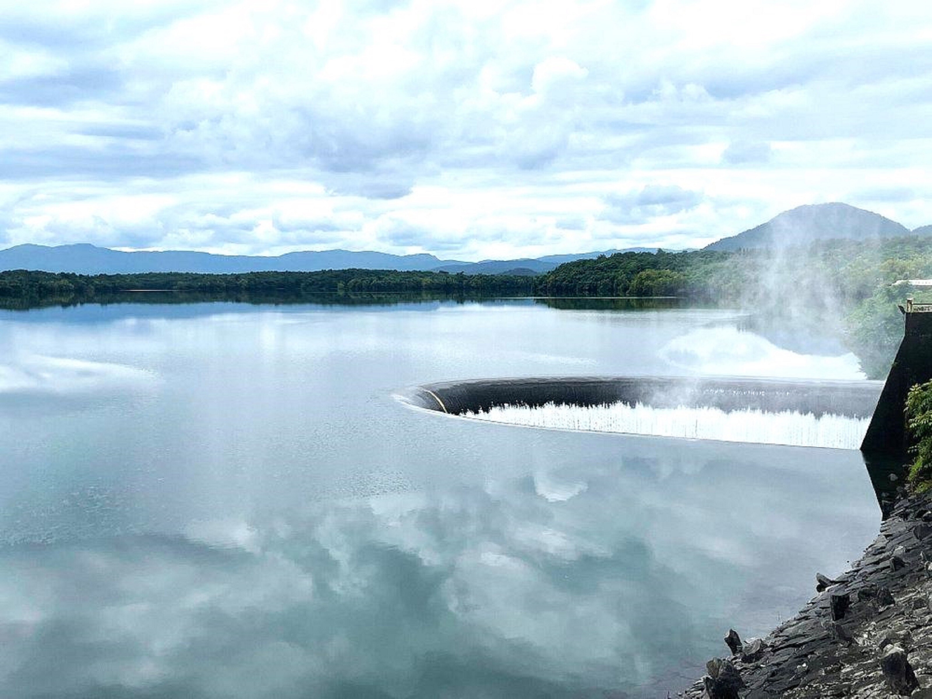 Amritara Serenity - Tap to explore photos