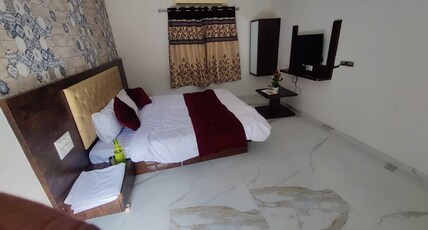 Mewad palace Room Type - Deluxe Room