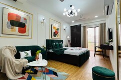 Olive Stays Luxe Apartments