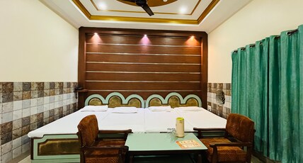 Shri Ram Hotel - 50 Mtrs. from Shri Ram Janam Bhumi Room Type - Quad Non AC (Family Bed Non AC Room)