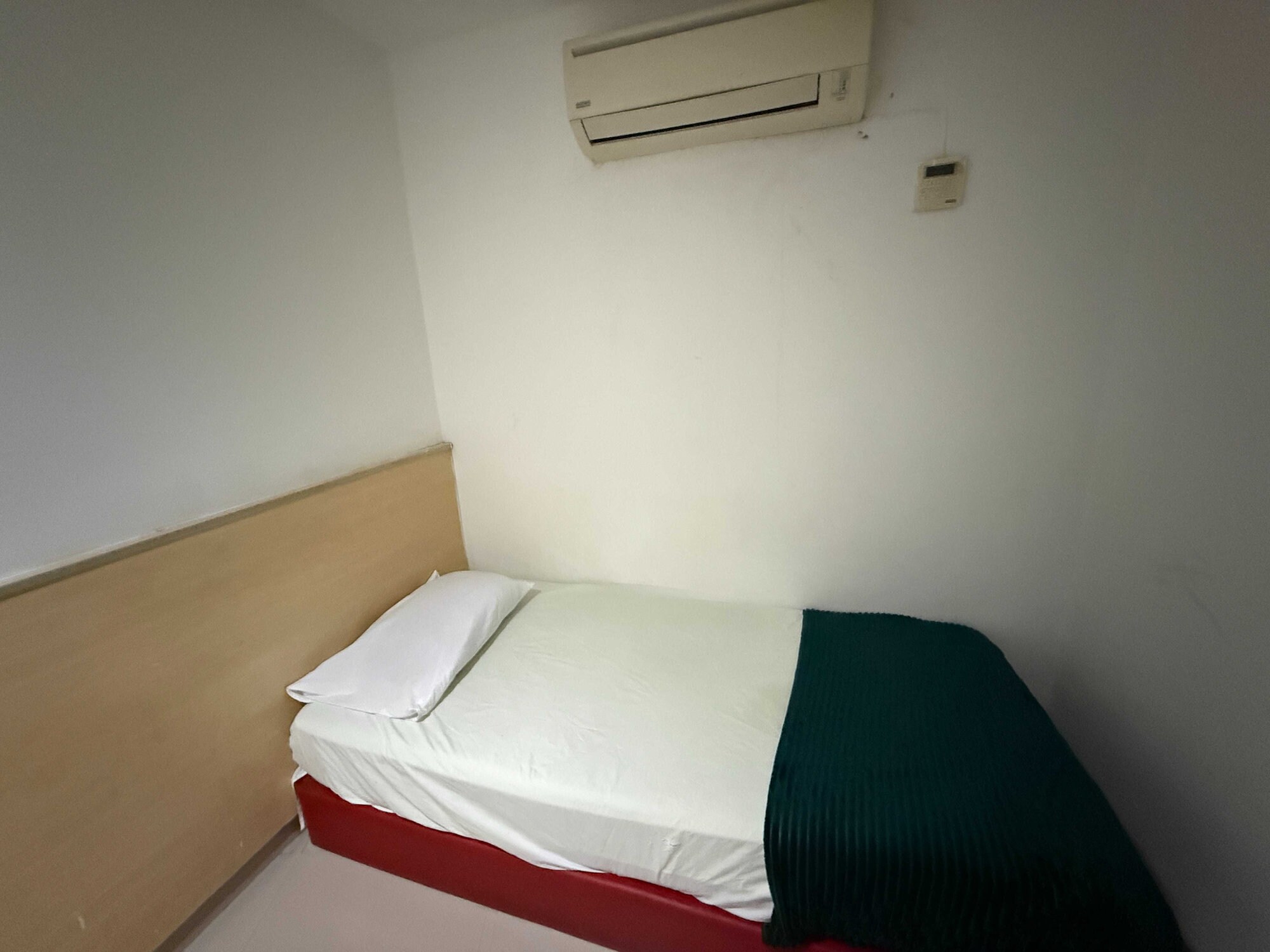 OYO 91288 HOTEL PARADISE BATU CAVES - Tap to explore photos
