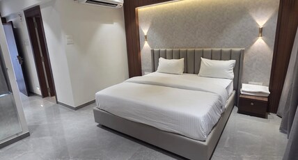Millenium Hotel - Nashik Room Type - Deluxe Room with Balcony