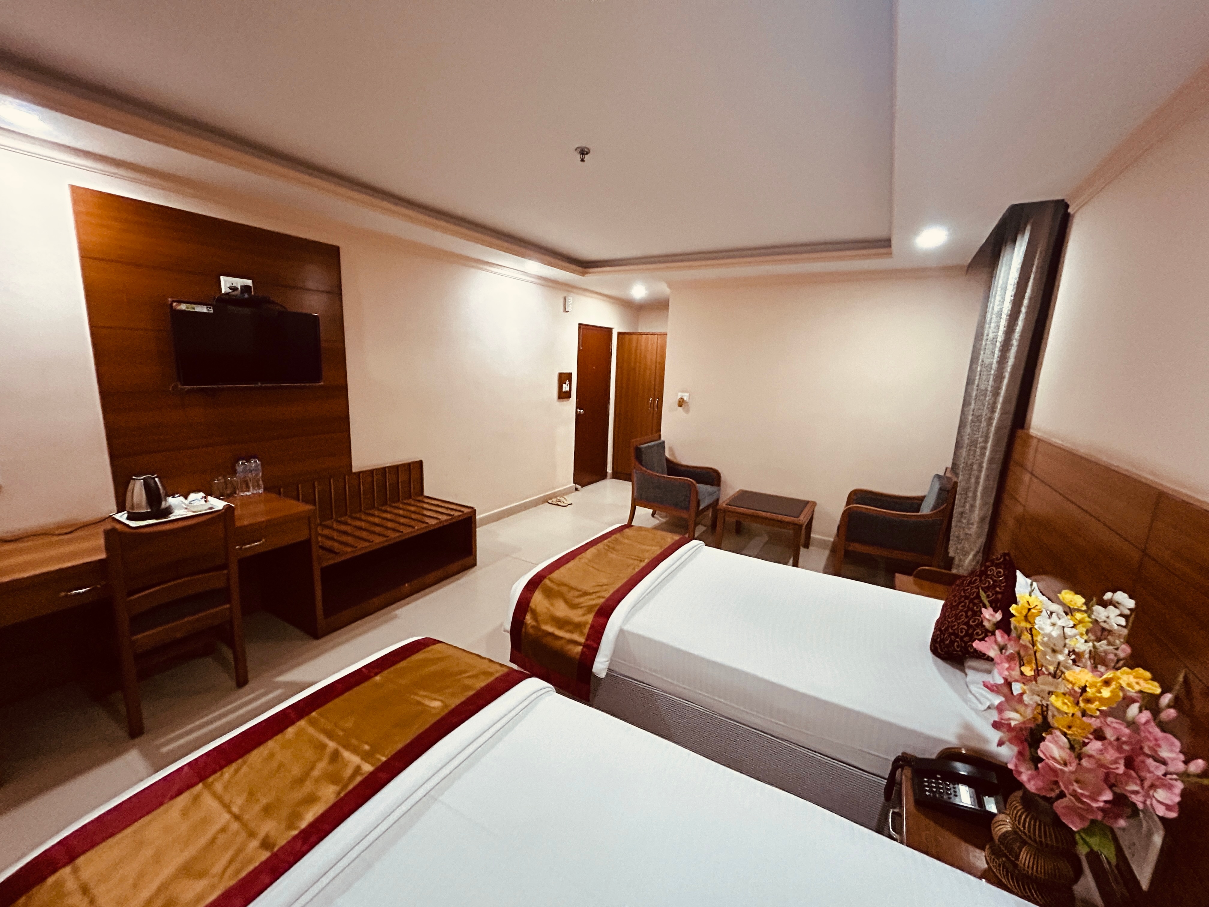 Royal Sujata Inn Hotel-100 Mtr. from Mahabodhi Temple - Tap to explore photos