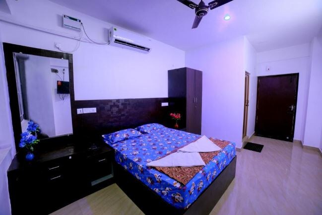 Hotel M.P - Tap to explore photos