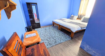 Accomoon hotels Room Type - Double bed deluxe room with window