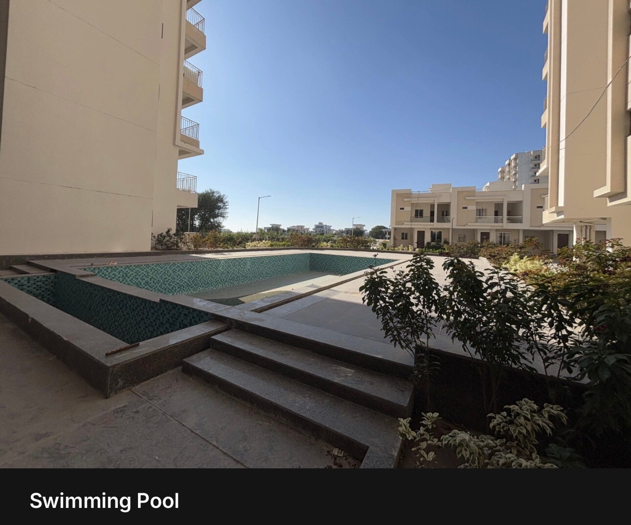Comfortable 2BHK Flat Fully Equipped By Keshav - Tap to explore photos