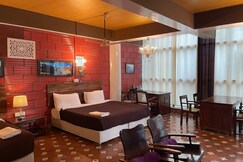 Golden Lotus Boutique Suites