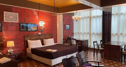 Golden Lotus Boutique Suites Room Type - Deluxe Suite Room